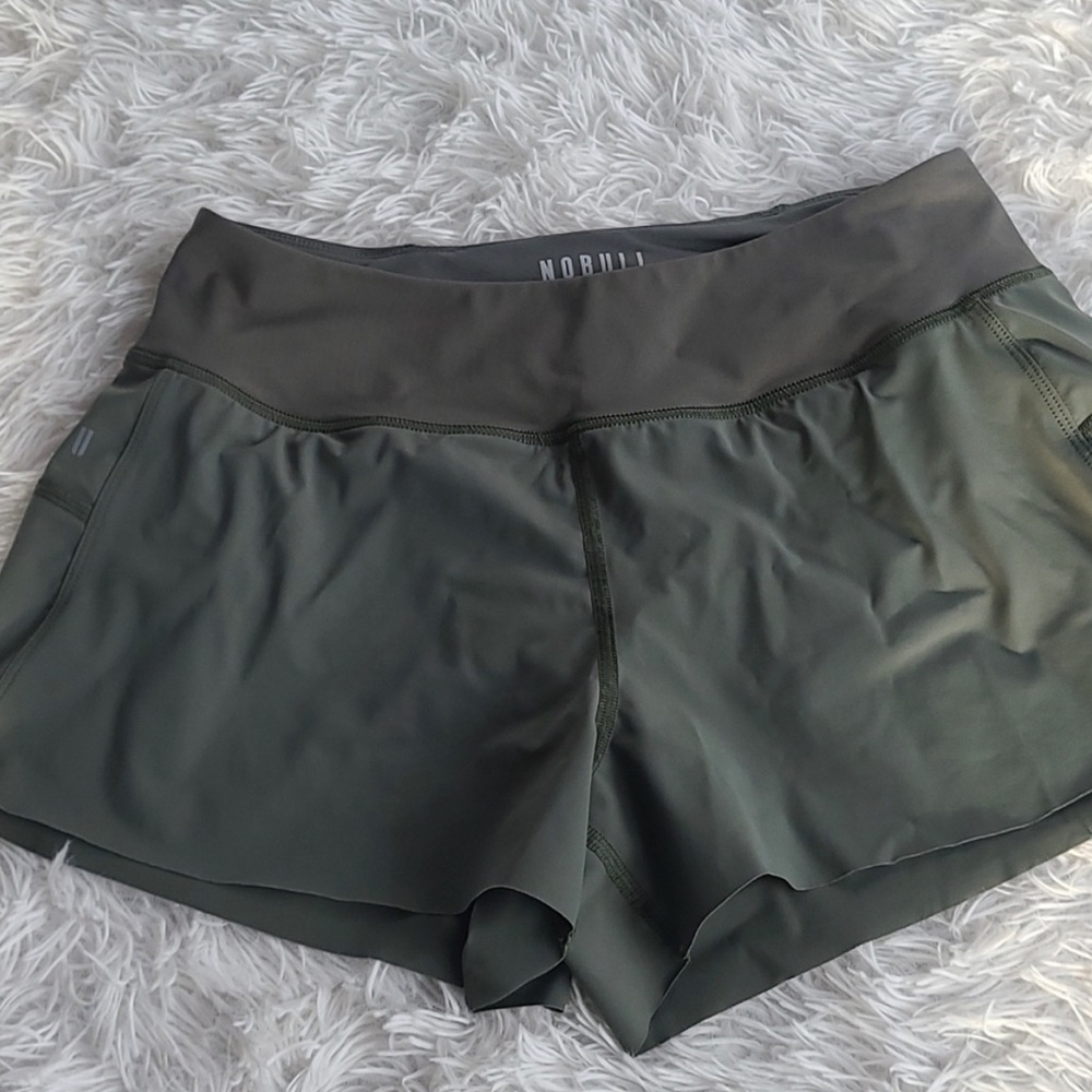 Women’s NOBULL training shorts